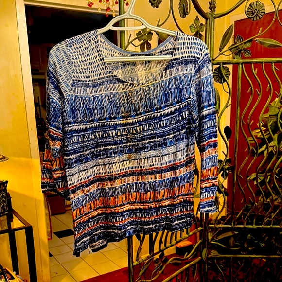 NIC+ZOE Tops - Nic+Zoe blue assymetric  mesh blouse.